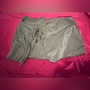 Low Slung silk mini skirt (Olive)